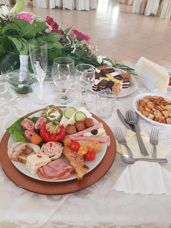 Hotel Etrusco Gherla Zewnętrze zdjęcie